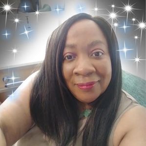 Meet your Posher, Carolyn